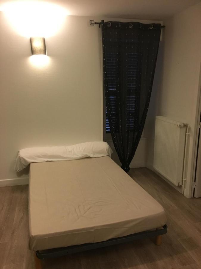 Chambres D'Hote Les Bredins Saint-Menoux Bagian luar foto