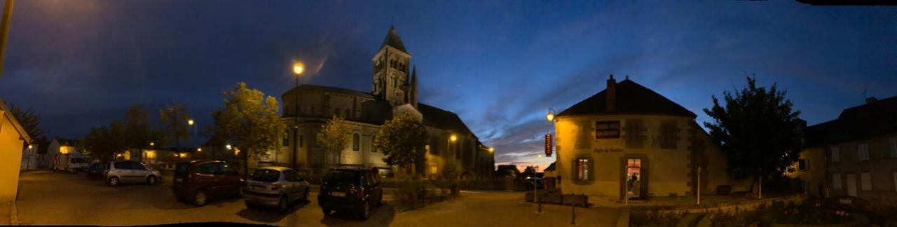 Chambres D'Hote Les Bredins Saint-Menoux Bagian luar foto